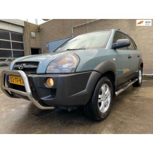 Hyundai Tucson 2.0i Active Side bars / bull bar
