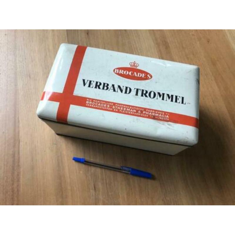 Brocades Verbandtrommel B met inhoud