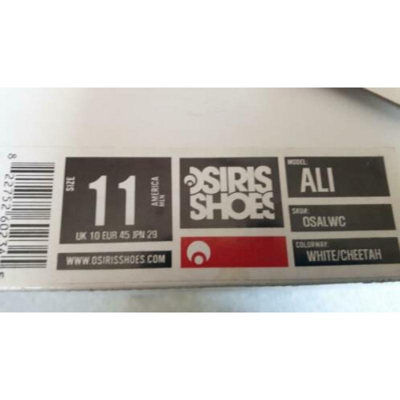 Nieuwe witte Osiris sneakers met luipaardprint 45