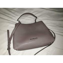 Michael kors tas origineel Taupe 2x gebruikt !
