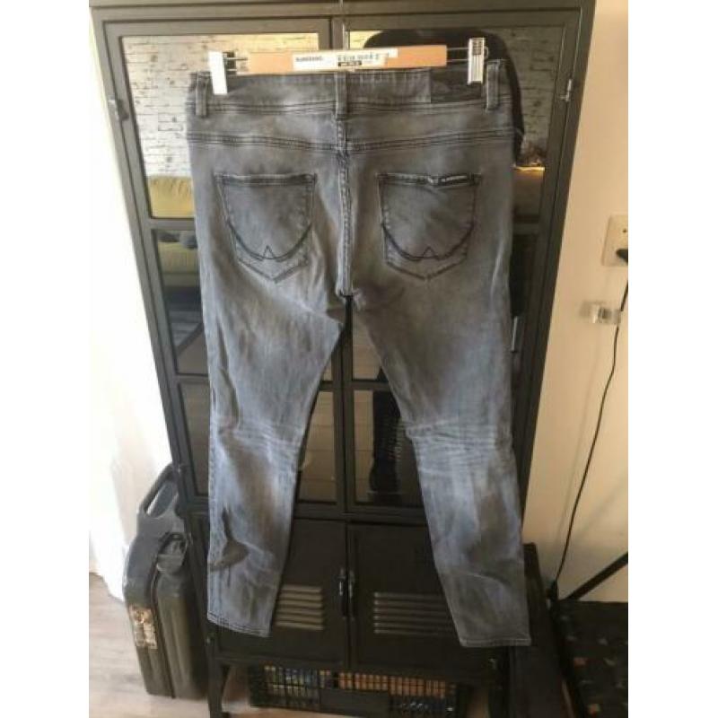 Superdry grijze jeans W30-L32