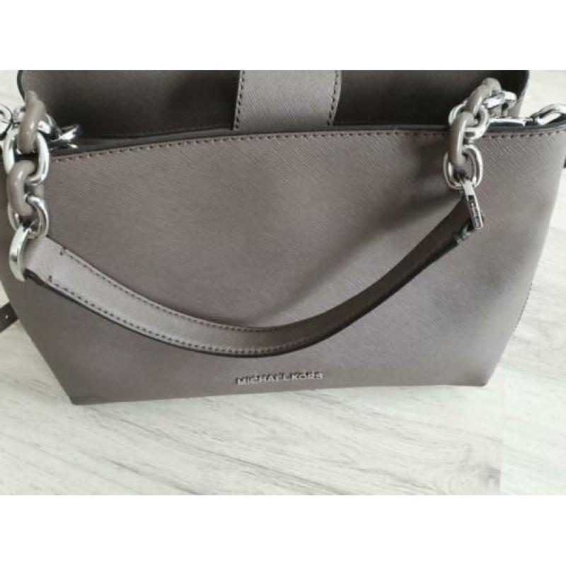 Michael kors tas origineel Taupe 2x gebruikt !