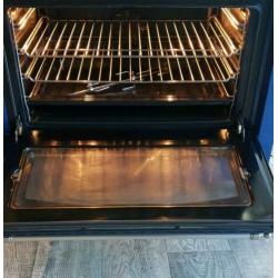 Aangeboden zeer mooie Boretti 5pits met grote hetelucht oven