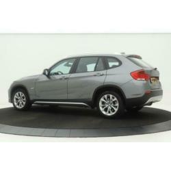 BMW X1 sDrive18i Executive | Navigatie | Climate control | C
