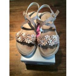 Sandalen maat 35