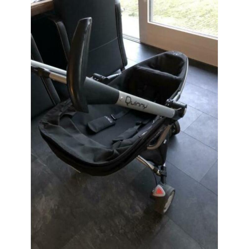 Quinny Zapp Xtra 2.0 zwart met boodschappennetje , regenhoes