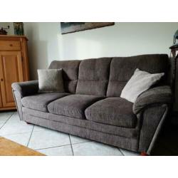 Compleet bankstel set te koop! 3 zits, 2 zits, fauteuil