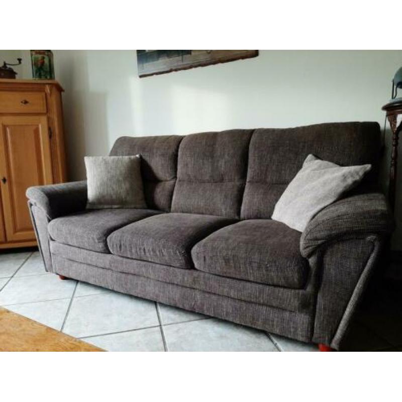 Compleet bankstel set te koop! 3 zits, 2 zits, fauteuil