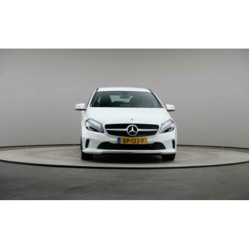 Mercedes-Benz A-Klasse 180d Business Solution Plus, LED, Nav