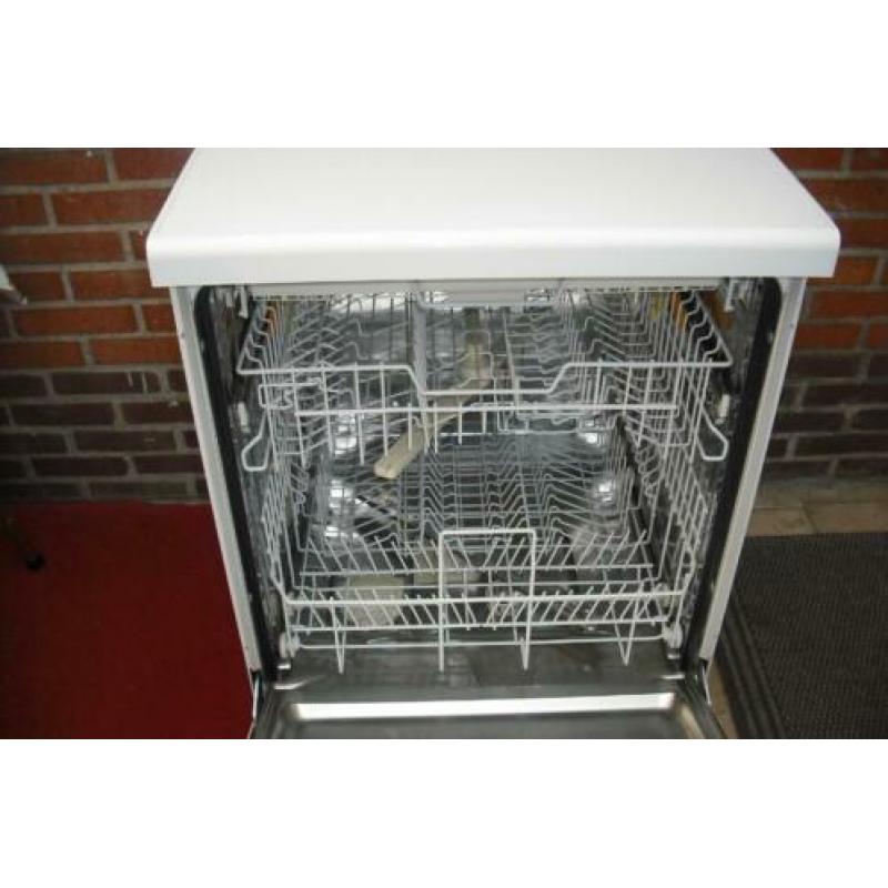 vaatwasser miele model G4210 SC type HG03 als nieuw