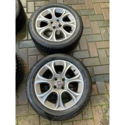 Fiat 16 inch velgen 4x98 Punto winterbanden