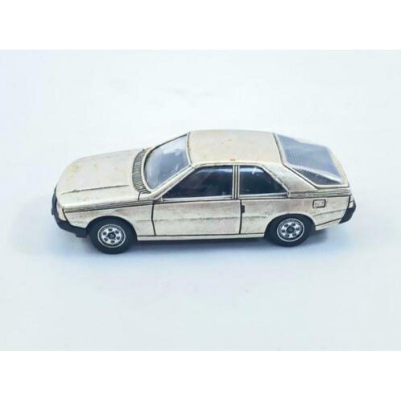 Solido Renault Fuego 1:43