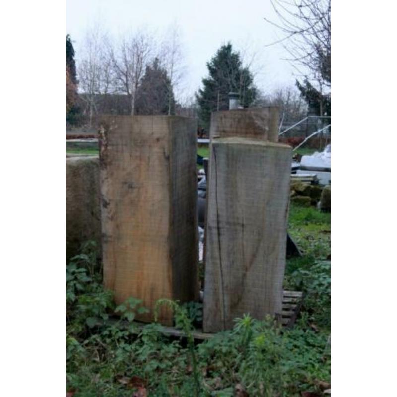 Sokkels/Zuilen/Pilaar. Diverse Materialen en Modellen