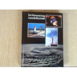 De verovering van de ruimte;Planeten en Satellieten 2 boeken