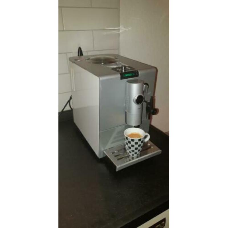Jura Ena 7 met cappuccinatore