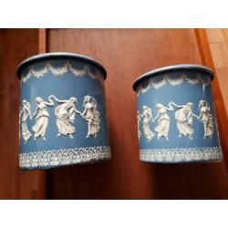 2× Wedgwood Jasperware vintage blik/trommel Dansende vrouwen