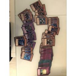 Yugioh cubic deck 85 kaarten bieden!