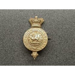 Cap Badge / Honi . Soit . Qui . Mal . Y . Pense 77 x 42 m