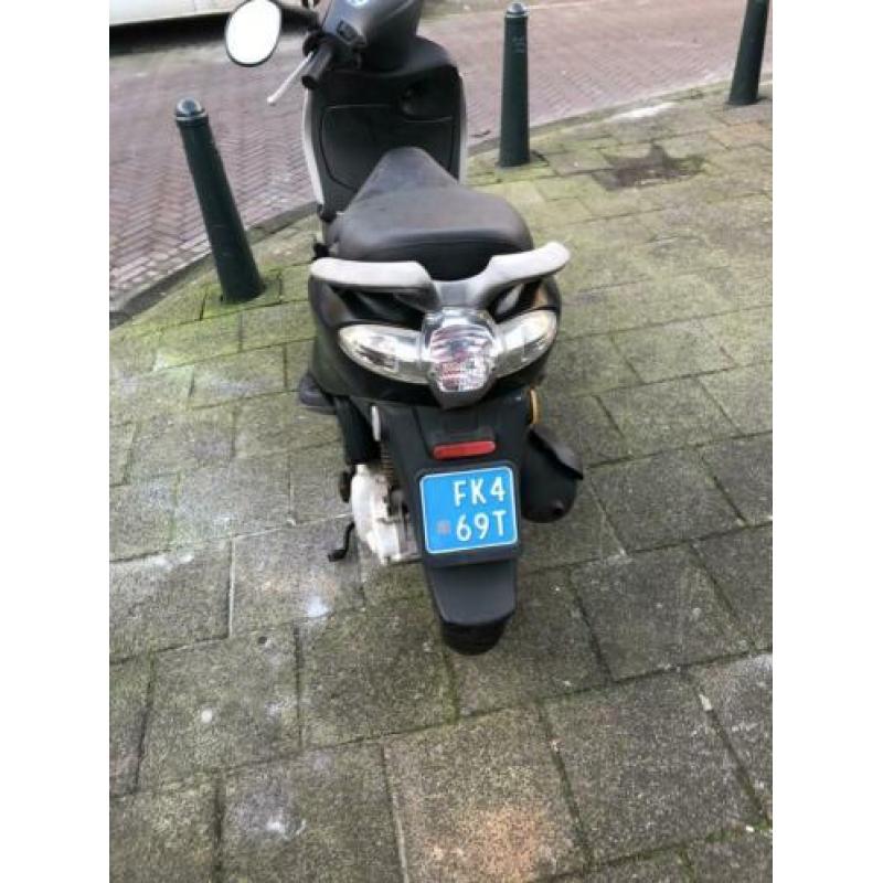 Piaggio fly 4 takt
