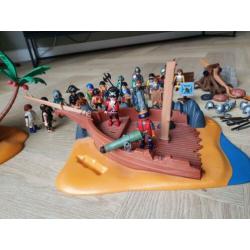 Piratenkasteel/gestrand schip piraten playmobil