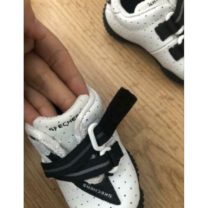 Nieuw Skechers maat 19,5 schoenen