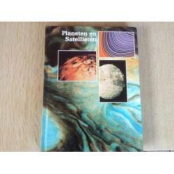 De verovering van de ruimte;Planeten en Satellieten 2 boeken