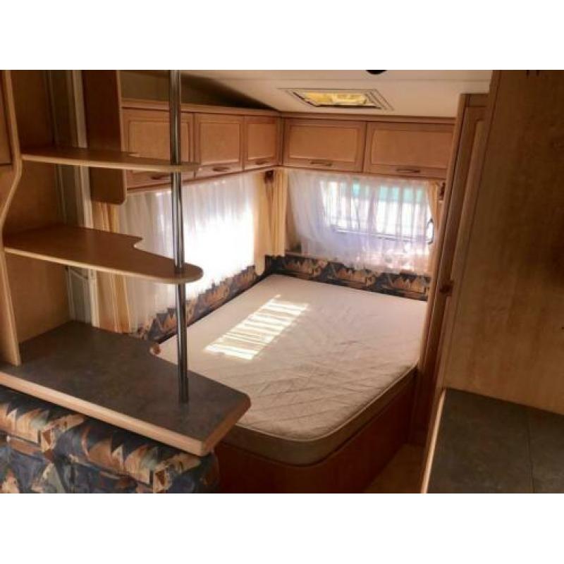 Hobby Exclusive 440 SFE Fransbed + treinzit