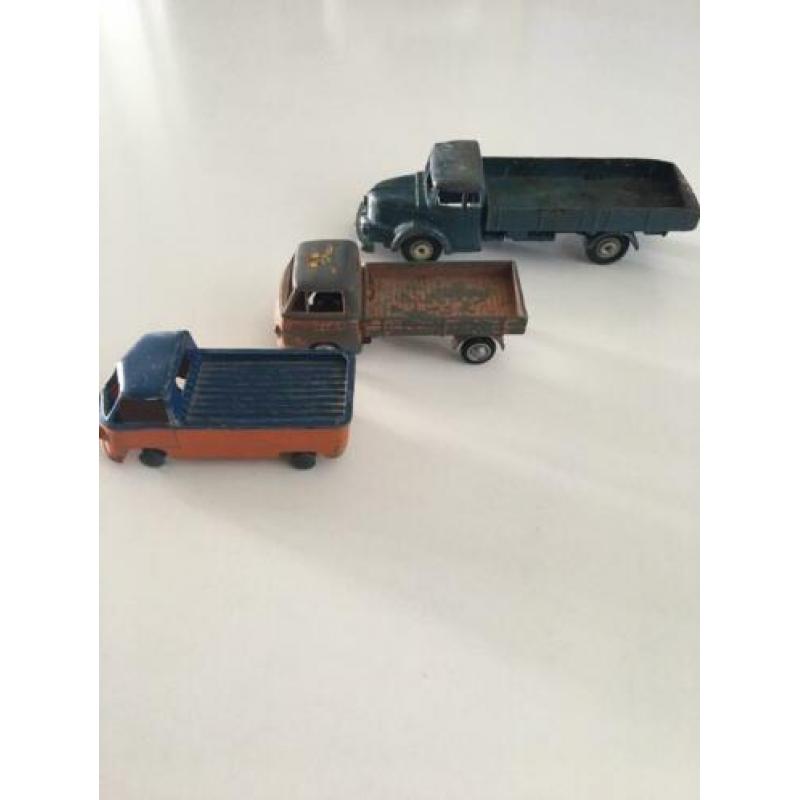 3 x marklin en een vw bus van tekno