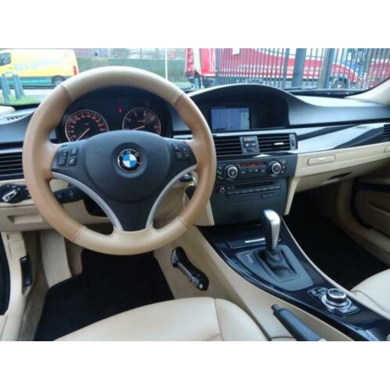 BMW 3 Serie 318i Business Line Automaat * Leer * Navi * Xeno