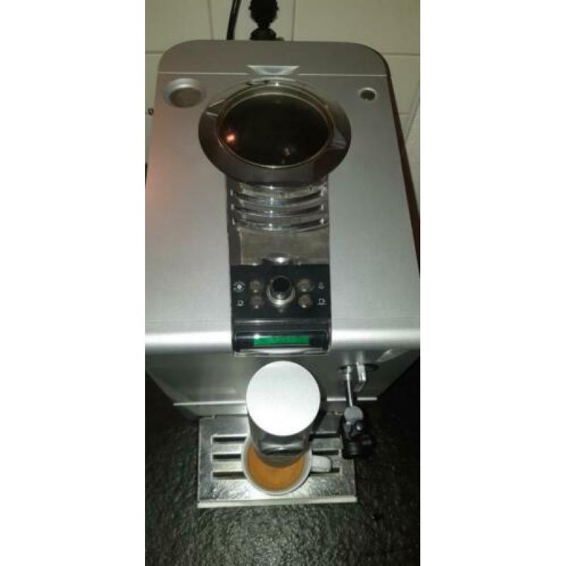 Jura Ena 7 met cappuccinatore