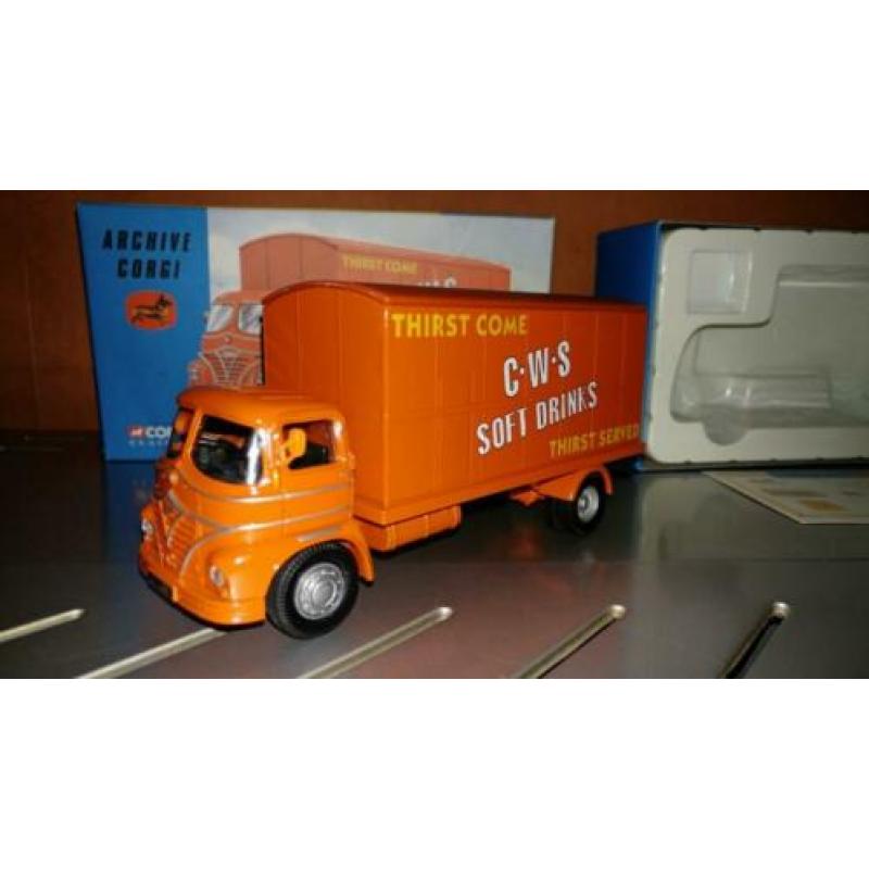 Corgi 13602 Foden S21Mickey Mouse Box Lorry - CWS
