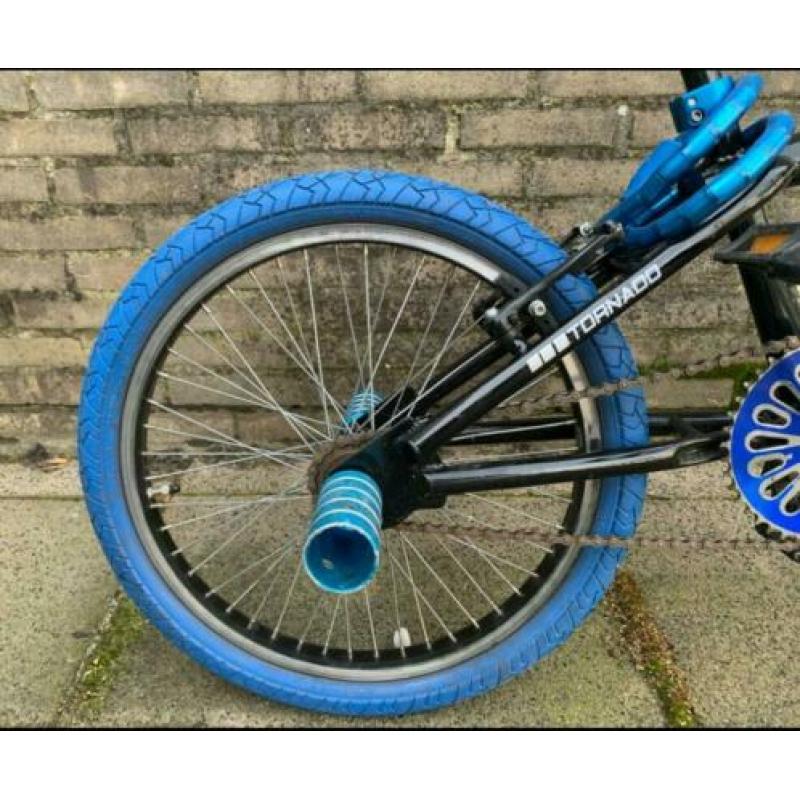 BMX freestyler