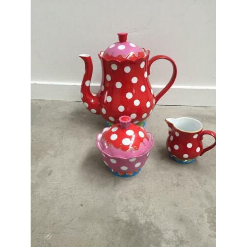 Oilily servies