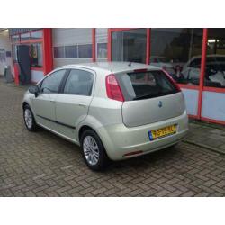Fiat Grande Punto 1.4-16V Emotion leder
