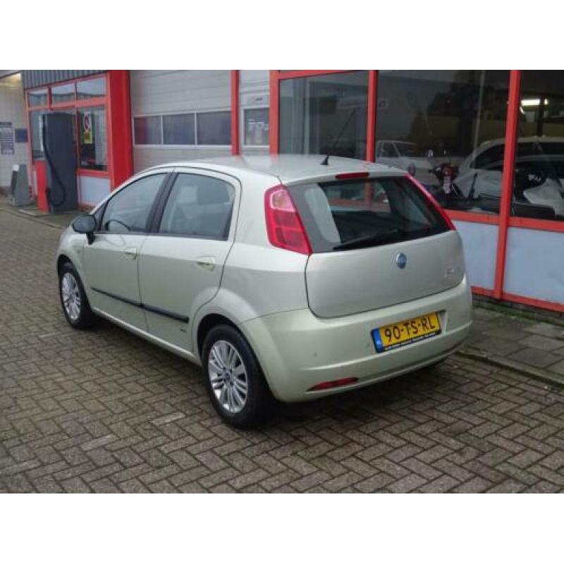 Fiat Grande Punto 1.4-16V Emotion leder