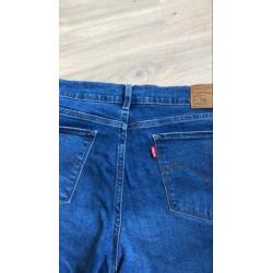 Levi’s 710 maat 30/30