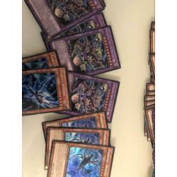 Yugioh cubic deck 85 kaarten bieden!