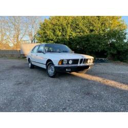 BMW 732i