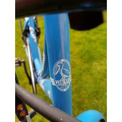 Meisjefiets van het merk pelikaan.( 26 inch )