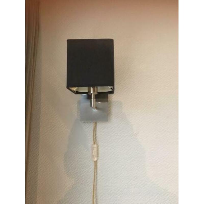 Diverse lampen en woondecoratie