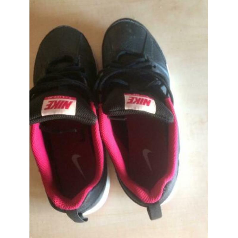 Nike maat 42