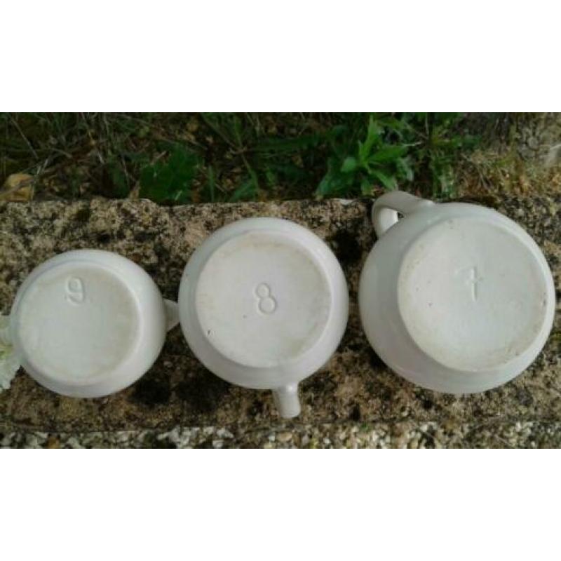 3 oude witte Franse kannetjes (brocante landelijk aardewerk)