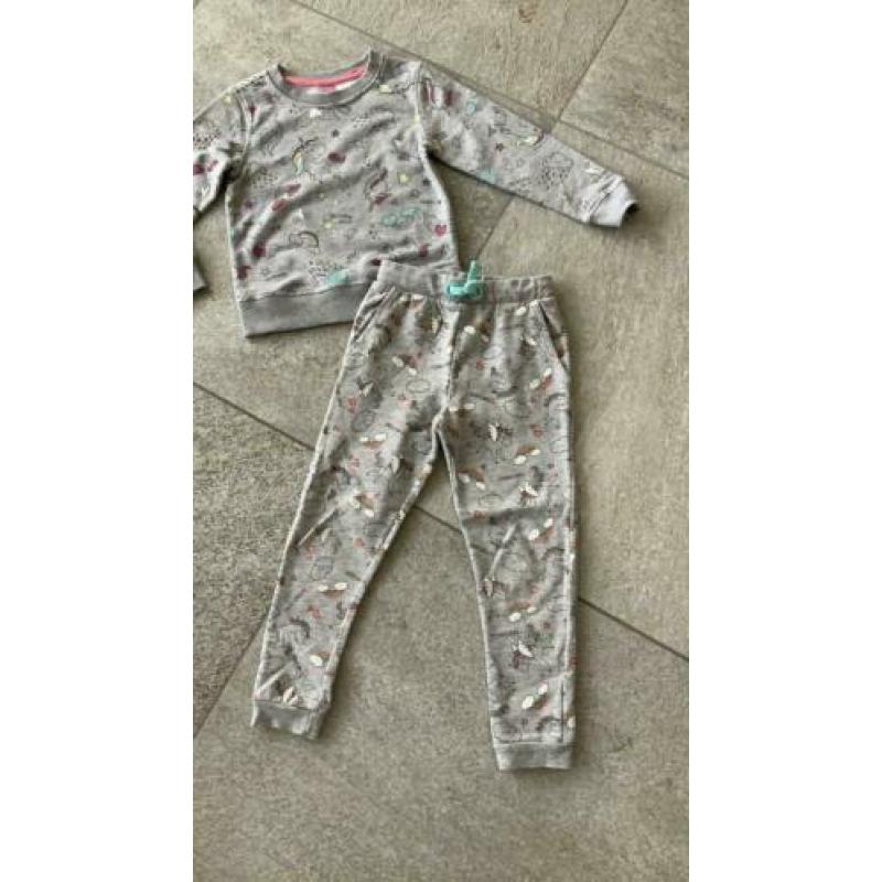 Leuk joggingpak Unicorn maat 110-116 grijs te koop