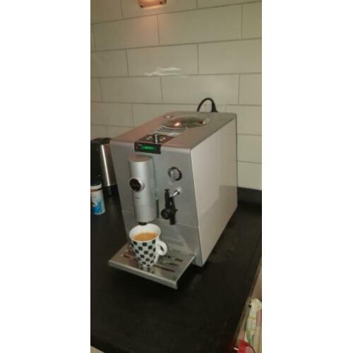 Jura Ena 7 met cappuccinatore