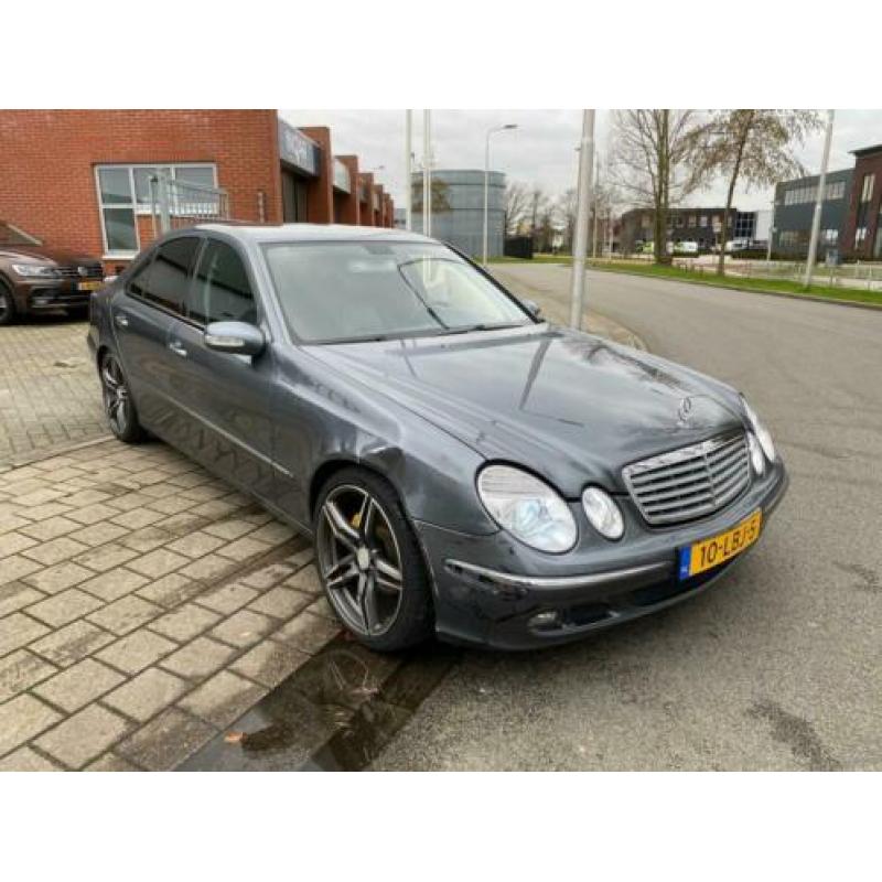 Mercedes-Benz E-KLASSE E-350 Avantgarde