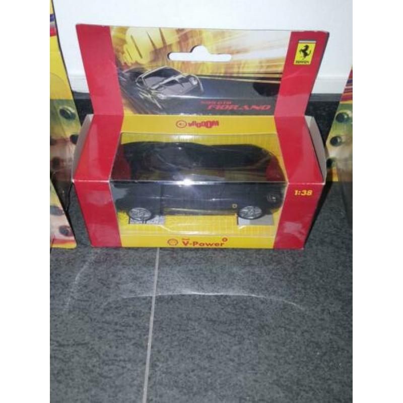 Shell V Power Ferrari's .. nieuw in doos