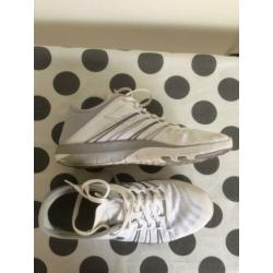 - Nike Free TR 6 - wit / zilver - maat 38,5 (US 7,5 / UK 5)
