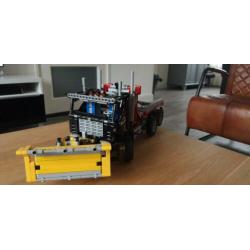 Lego Technic 2 in 1 truck 9397(compleet).