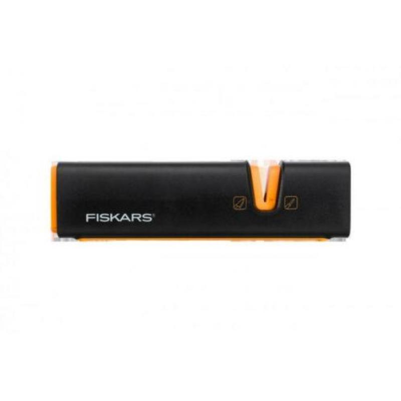 Fiskars x27 kloofbijl, haardhout, kettingzaag €61.95