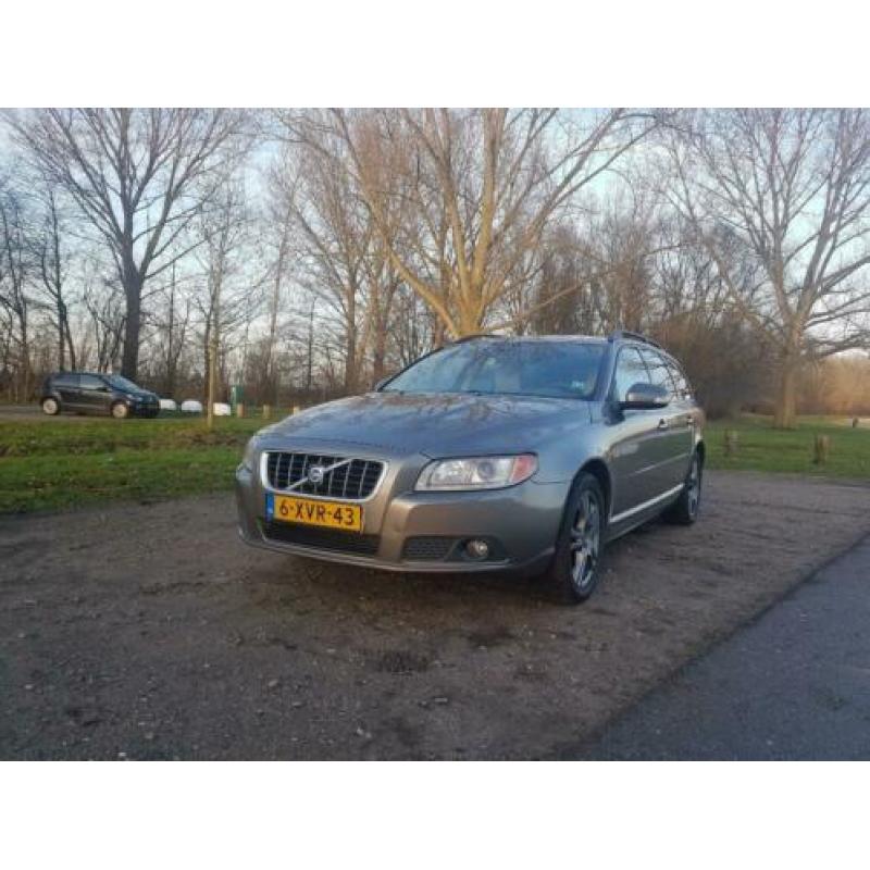Volvo V70 2.0 D 2008 Grijs